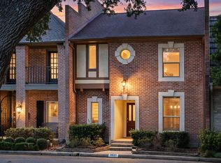 9621 Longmont Dr, Houston, TX 77063