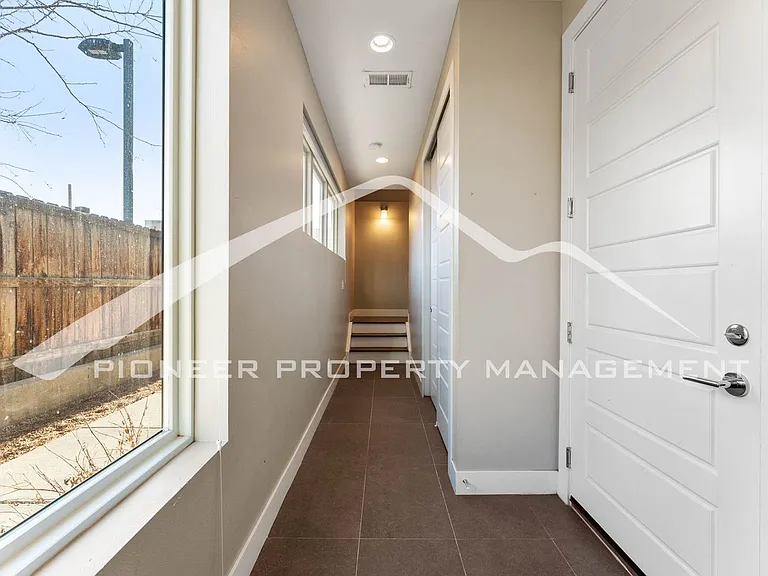 2121 N Marion St #1 — Photo 3