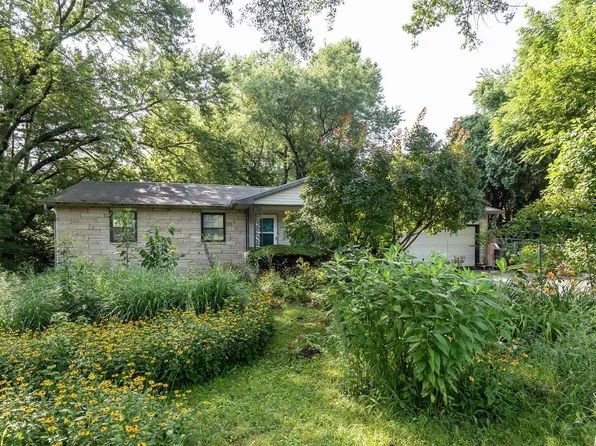 2704 N Skyline Dr, Bloomington, IN 47404