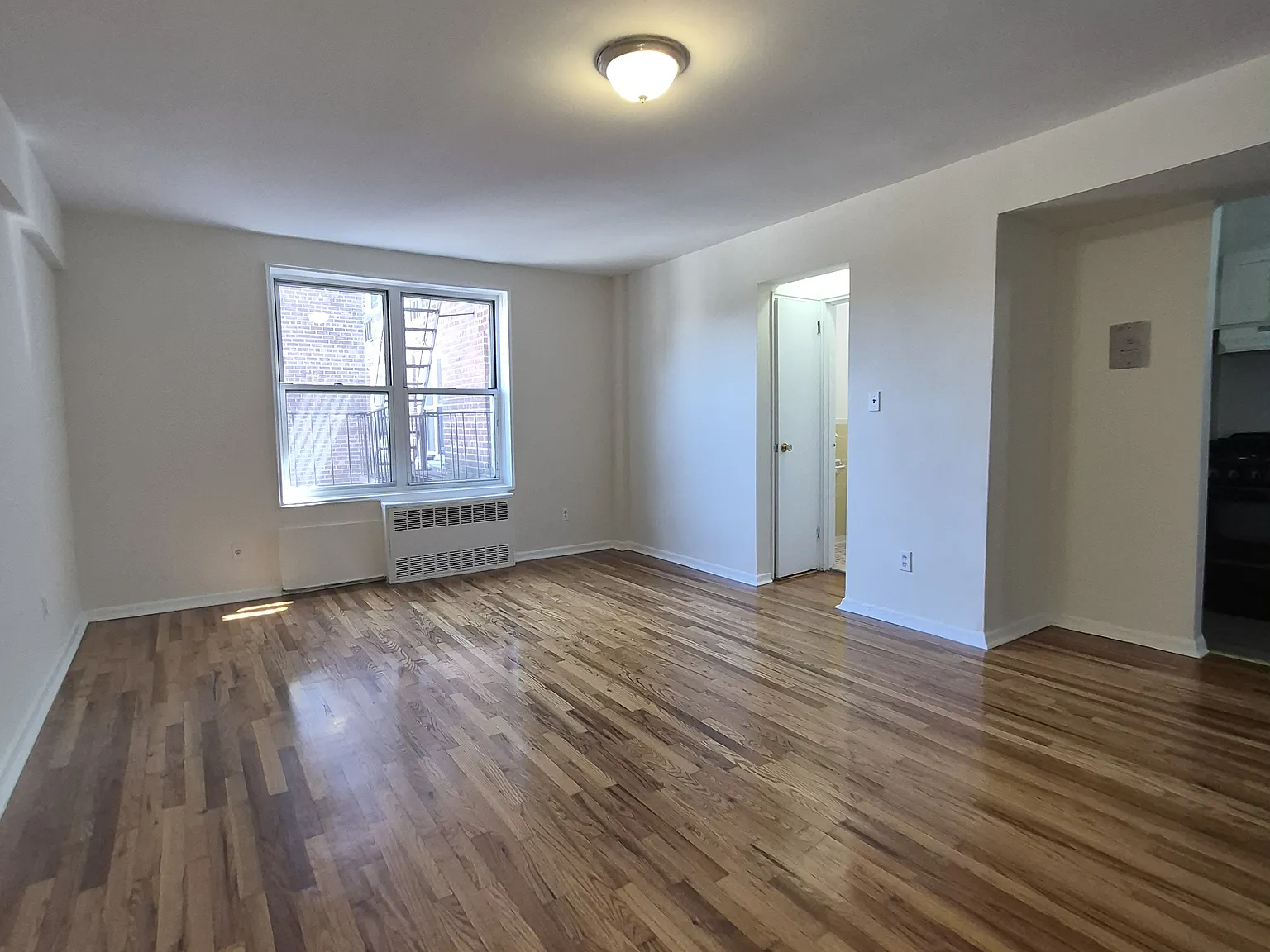 41st Ave, Flushing — Photo 4