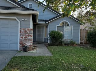 266 Castile Ln, Turlock, CA 95382