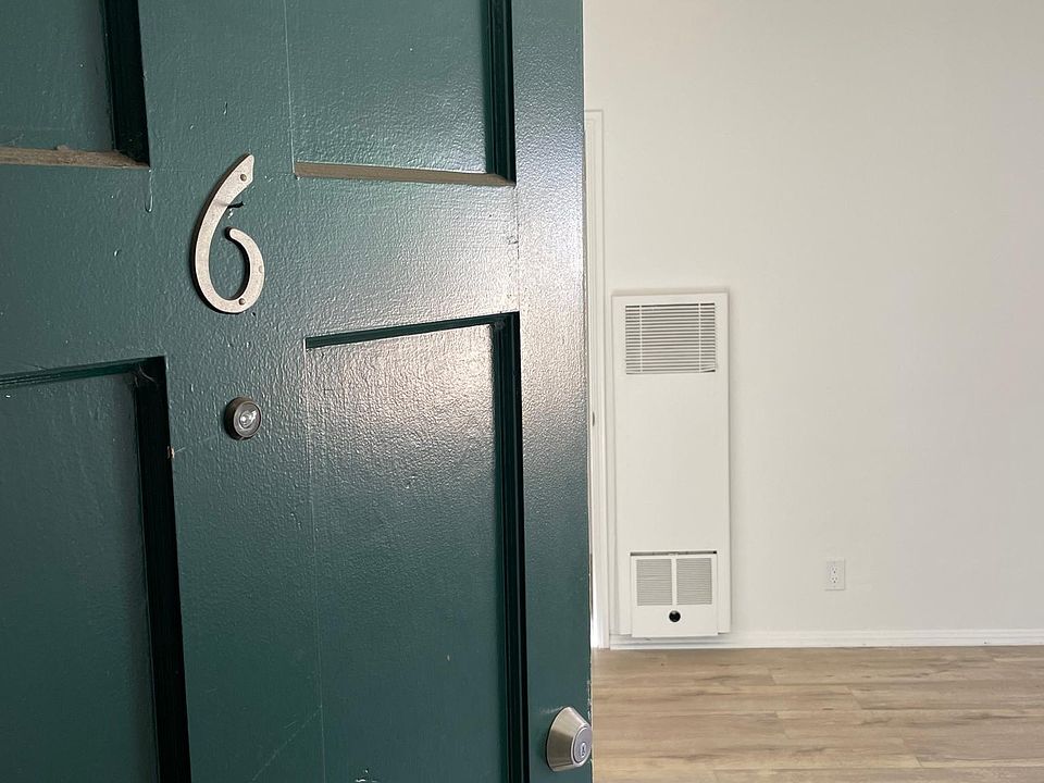 1st image of 302 N Louise St #6