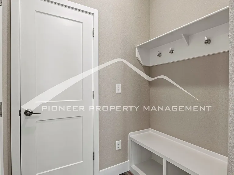 6524 Courtland Pl — Photo 6
