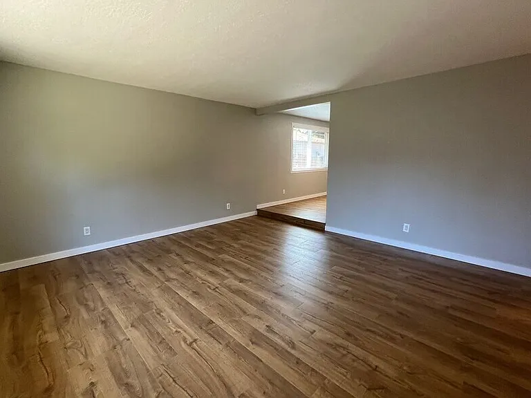 2177 Cosmoledo St — Photo 14