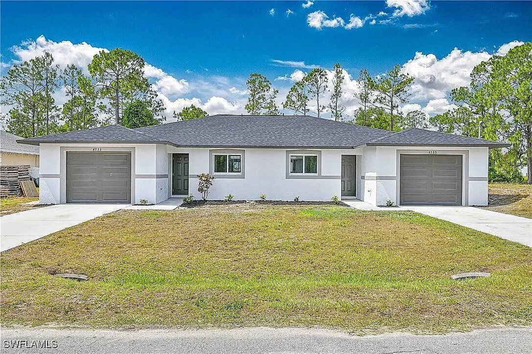 3 bed, 2.0 bath, 2050 sqft, $1,800 — Photo 1