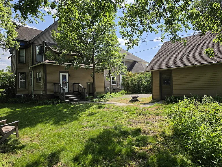2809 Cottage Grove Ave — Photo 29