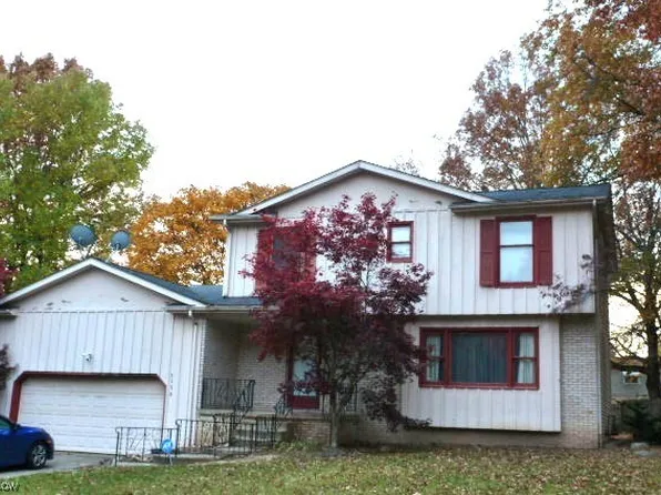 5150 Sampson Dr, Youngstown, OH 44505