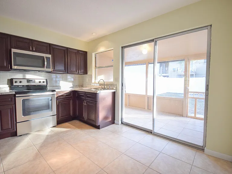 3068 Jennings Dr — Photo 3