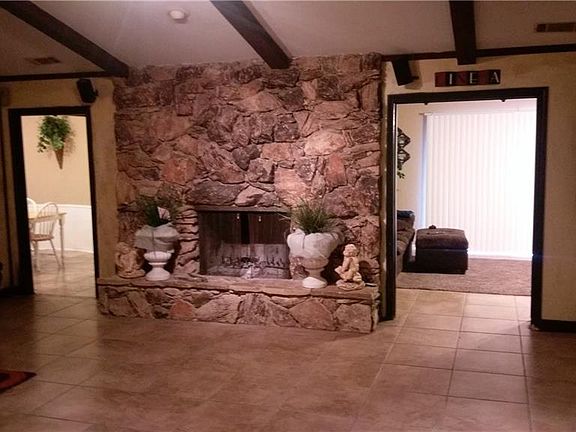 2nd image of 941 Clear Springs Dr