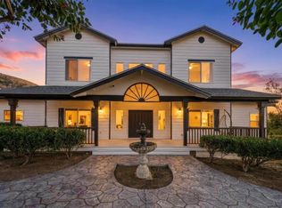 1925 Robinhood Rd, San Marcos, CA 92084