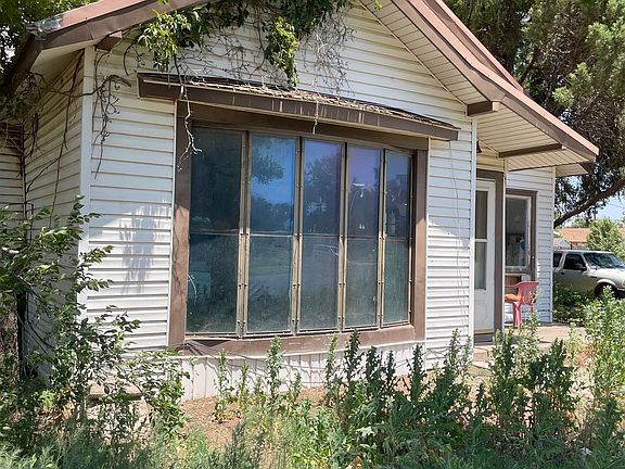 3rd image of 223 Cedar St