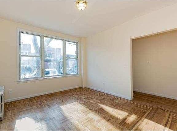 5th image of 1935 Ellis Ave Floor 2