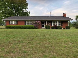 4702 Smith Grove Rd, Scottsville, KY 42164
