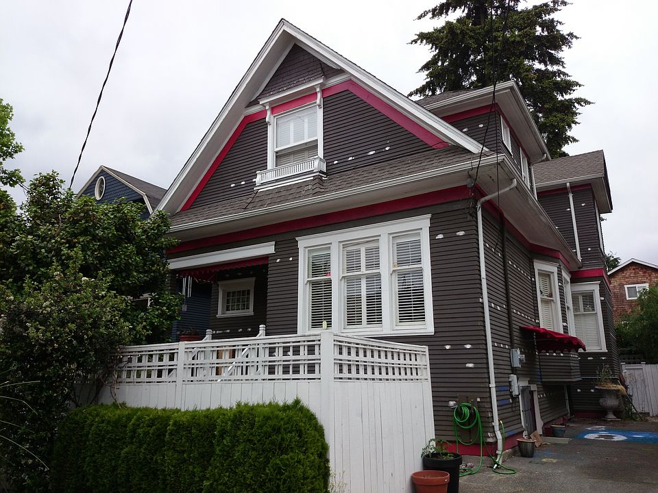 2nd image of 110 10th Ave E