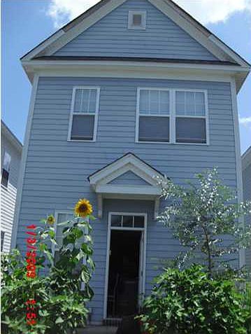 2nd image of 326 Barberry St