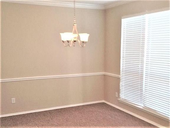 3rd image of 2408 Nogales Dr
