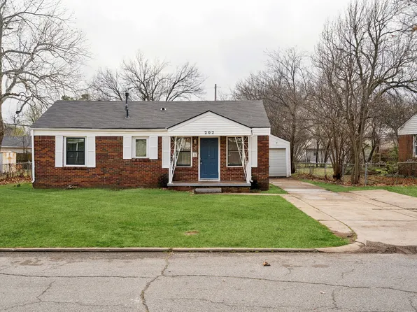 202 W Peach St, Midwest City, OK 73110
