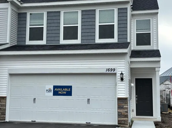 1699 Hauer Trl, Shakopee, MN 55379