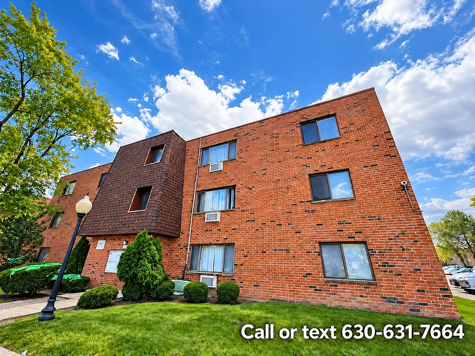 1703 W Dennis Dr #3B