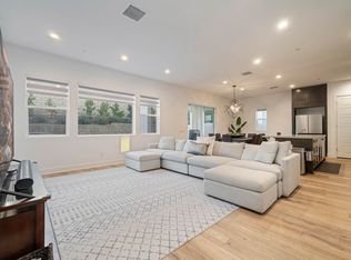 (Undisclosed Address), Santa Clarita, CA 91351