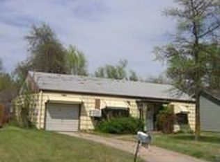 1114 E 9th Ave, Hutchinson, KS 67501