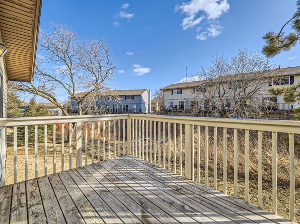 1082 Amble Dr, Shoreview, MN 55126