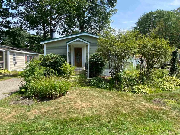 32 Lindenshire Avenue, Exeter, NH 03833