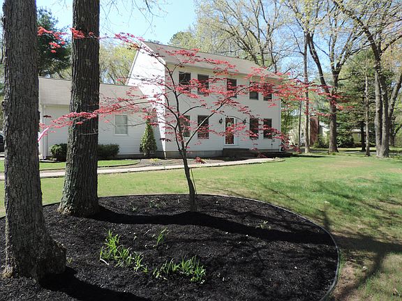 1052 West Center Street