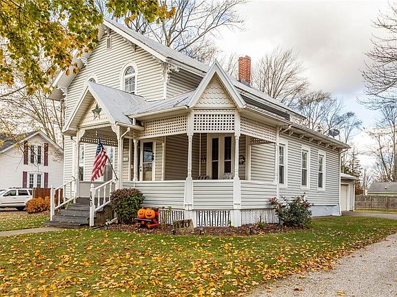3rd image of 120 Elm St