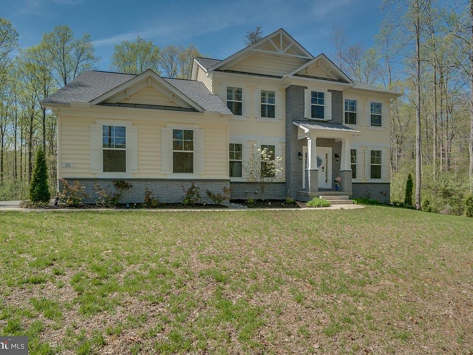 1st image of 25 Whistler Way