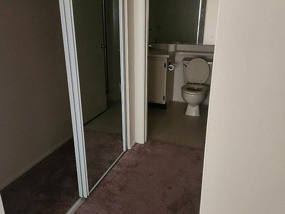 5th image of 7 Sussex Pl #7