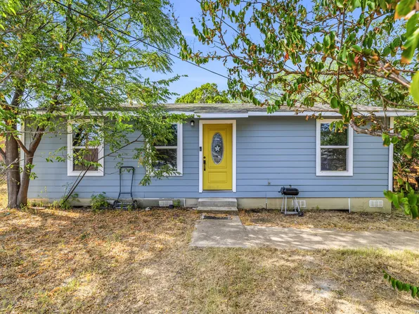 937 AVENUE K, Poteet, TX 78065