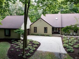 2350 Spahr Rd, Xenia, OH 45385