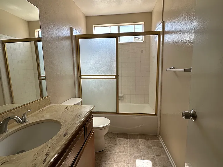 5305 Tyler Ave #3 — Photo 8