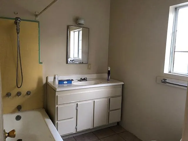 1229 Carlton Dr #7 — Photo 5