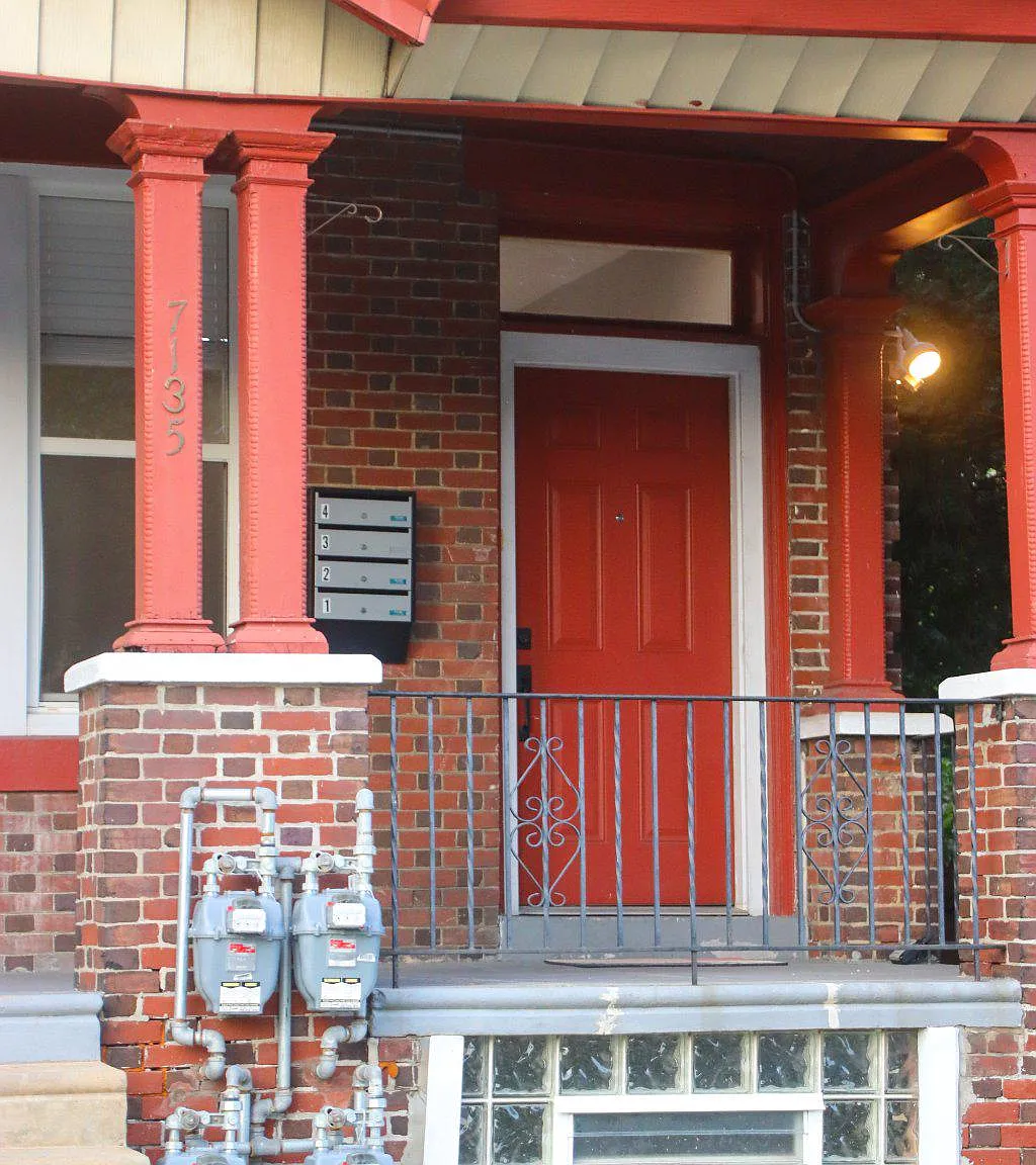 1 bed, 1.0 bath, 700 sqft, $1,595 — Photo 2