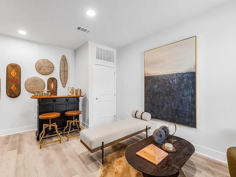 Alta Westinghouse Townhomes — Photo 16