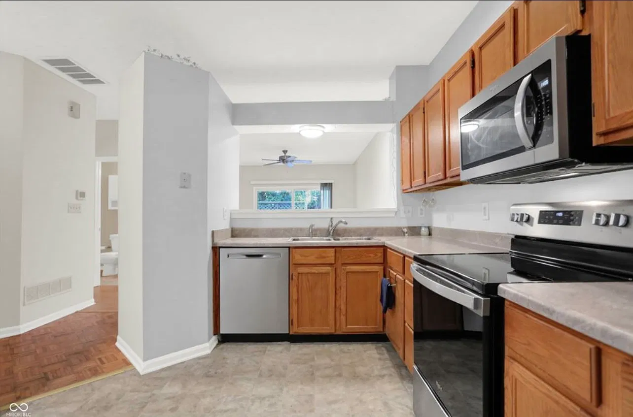 3701 Magenta Ln — Photo 4