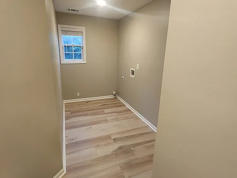 435 Butler Bridge Cir — Photo 4