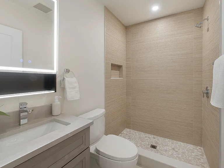 72 Hyde Park Ave #4 — Photo 11