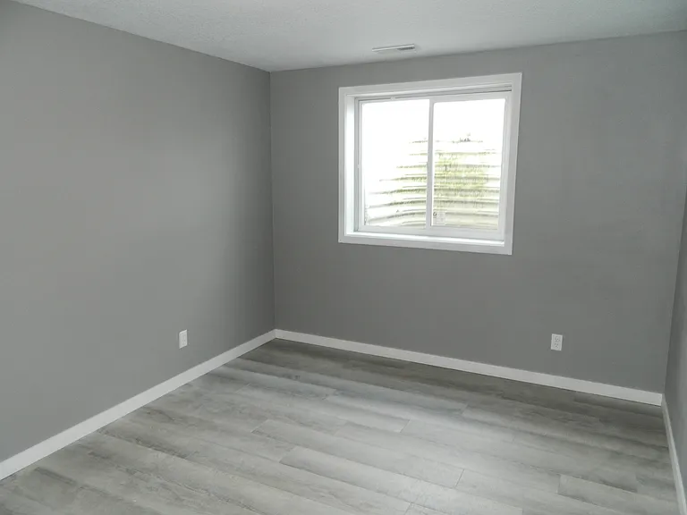 809 SE 12th St — Photo 12