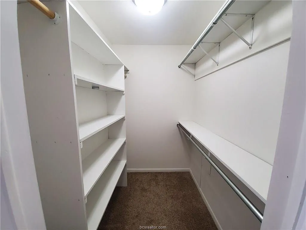 2 bed, 908 sqft, $1,150 — Photo 4