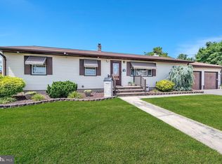 3 Andover Way, Hamilton, NJ 08610