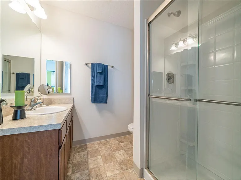 Hilliard Place — Photo 12