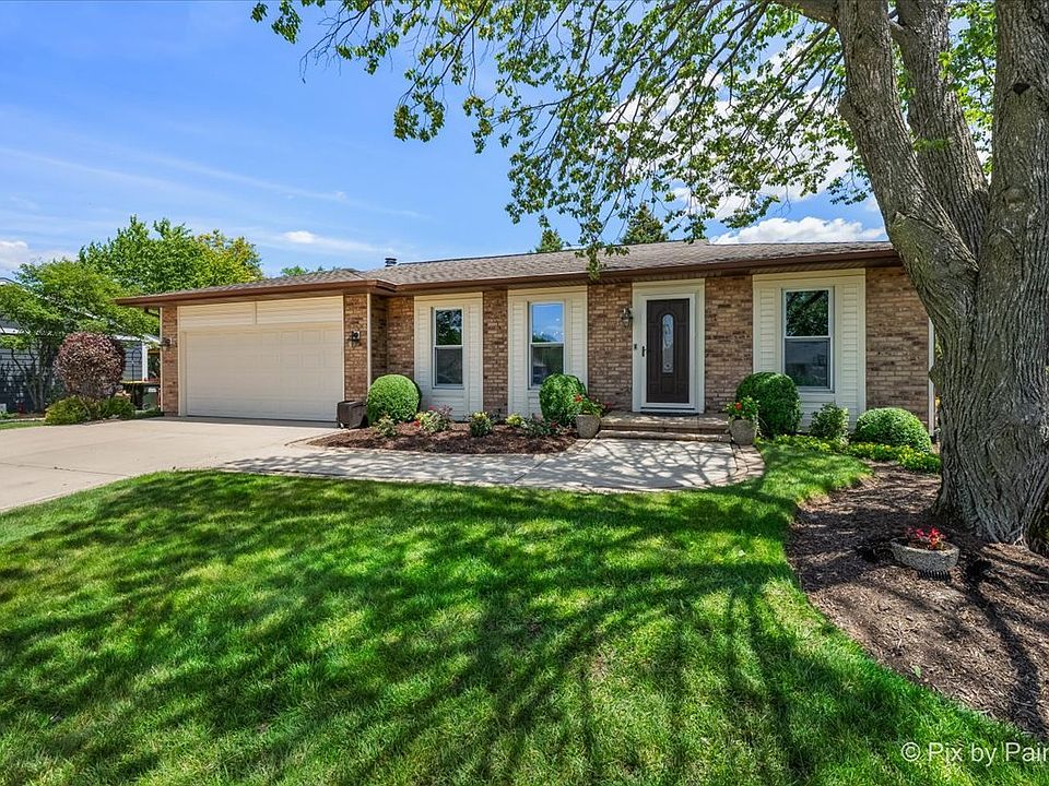 1st image of 265 Mulford Ln