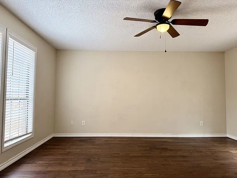2601 Idlewilde Dr — Photo 11