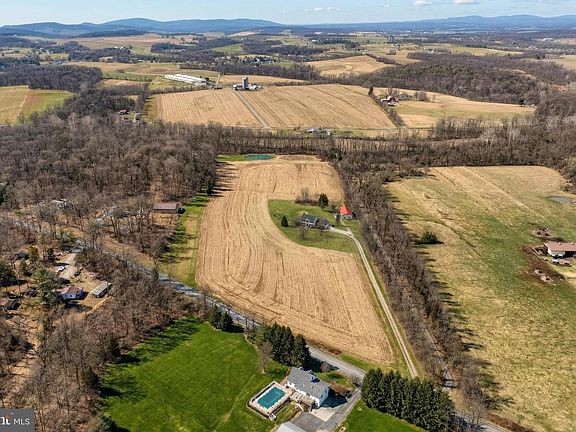 4th image of 4905 Oxford Rd