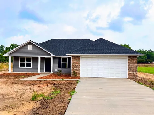 108 Elmwood Ave, Pinewood, SC 29125