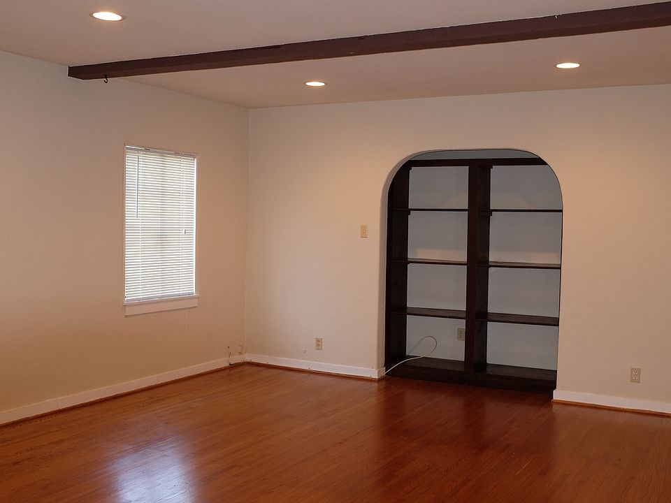 2nd image of 13626 Earlham Dr