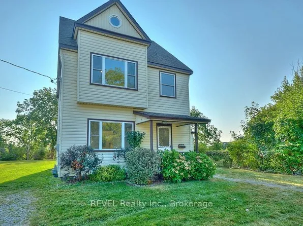 245 Stanton St, Fort Erie, ON L2A 3N8